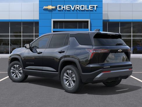 New 2026 Chevrolet Equinox LT w/ Safety and Technology Package FWD image 3