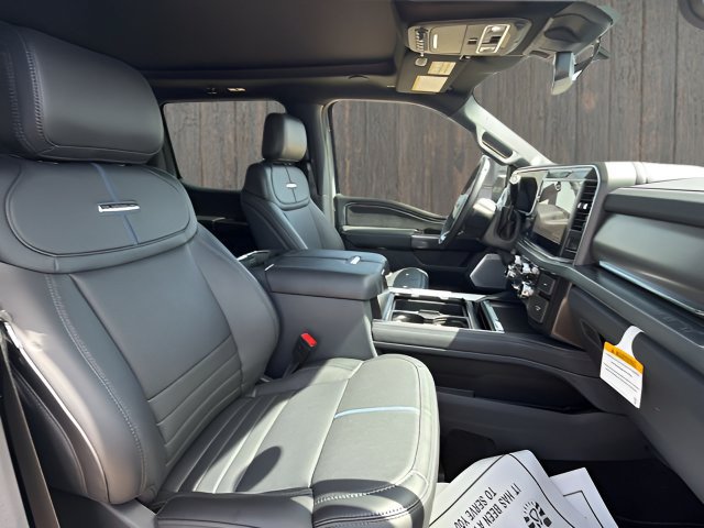 Used 2026 Ford F450 Platinum AWD/4WD image 12