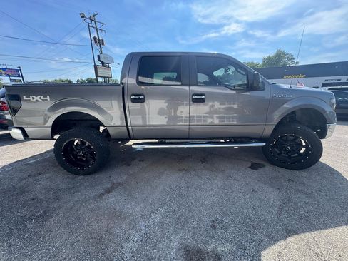 Used 2011 Ford F150 XLT w/ XLT Chrome Pkg AWD/4WD image 9