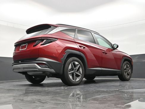 Used 2025 Hyundai Tucson SEL FWD image 23