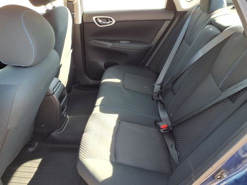 Used 2019 Nissan Sentra SR FWD image 12