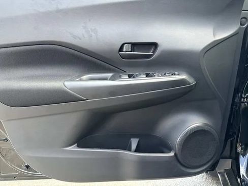 Used 2025 Nissan Kicks Play S FWD image 28
