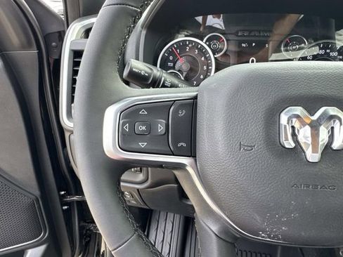 New 2026 RAM 1500 4x4 Crew Cab image 23