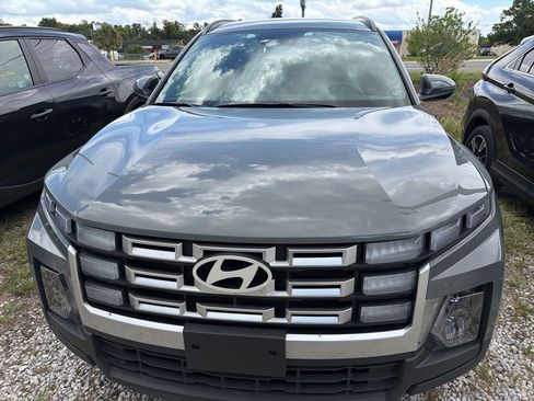 Used 2025 Hyundai Santa Cruz SEL FWD image 4