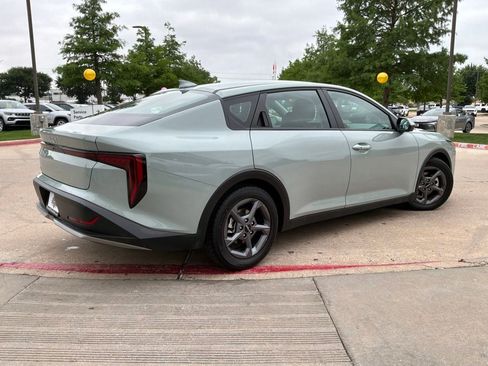 Used 2025 Kia K4 FWD image 6