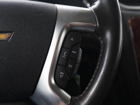 Used 2013 Chevrolet Traverse LT AWD/4WD image 27