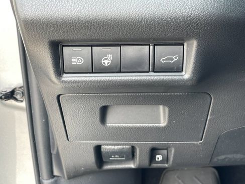 Used 2024 Toyota Grand Highlander AWD image 32