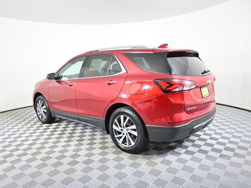 Used 2023 Chevrolet Equinox Premier AWD/4WD image 4