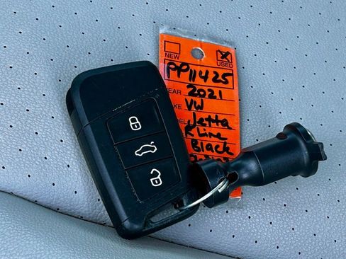 Used 2021 Volkswagen Jetta R-Line image 45