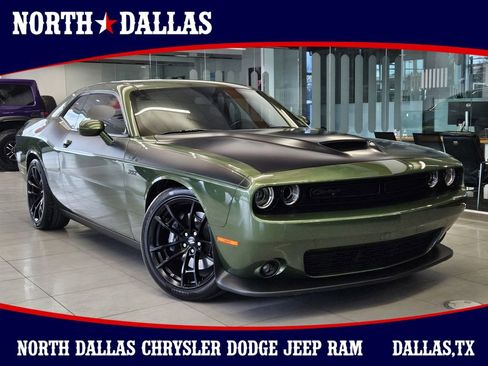 Used 2023 Dodge Challenger R/T Scat Pack w/ T/A Package image 1