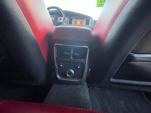 Used 2012 Dodge Charger SXT Plus image 18