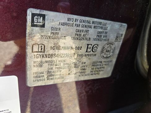 Used 2017 Cadillac XT5 Luxury image 35