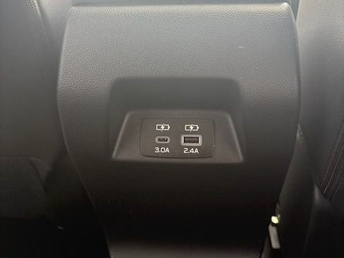 Used 2024 Subaru Crosstrek 2.0i Premium AWD/4WD image 14