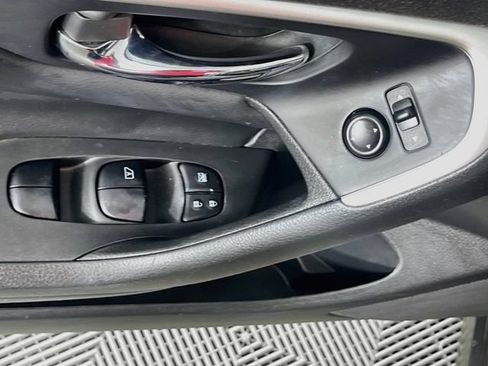 Used 2016 Nissan Altima 2.5 S w/ Power Driver Seat Package FWD image 18