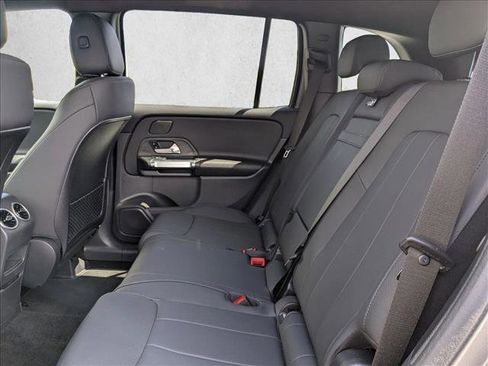 Used 2026 Mercedes-Benz GLB 250 image 20