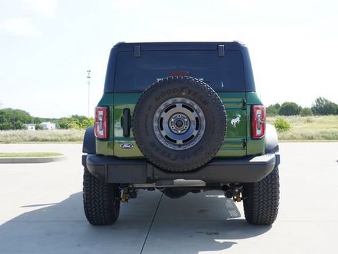 Used 2025 Ford Bronco Badlands w/ Sasquatch Package AWD/4WD image 8