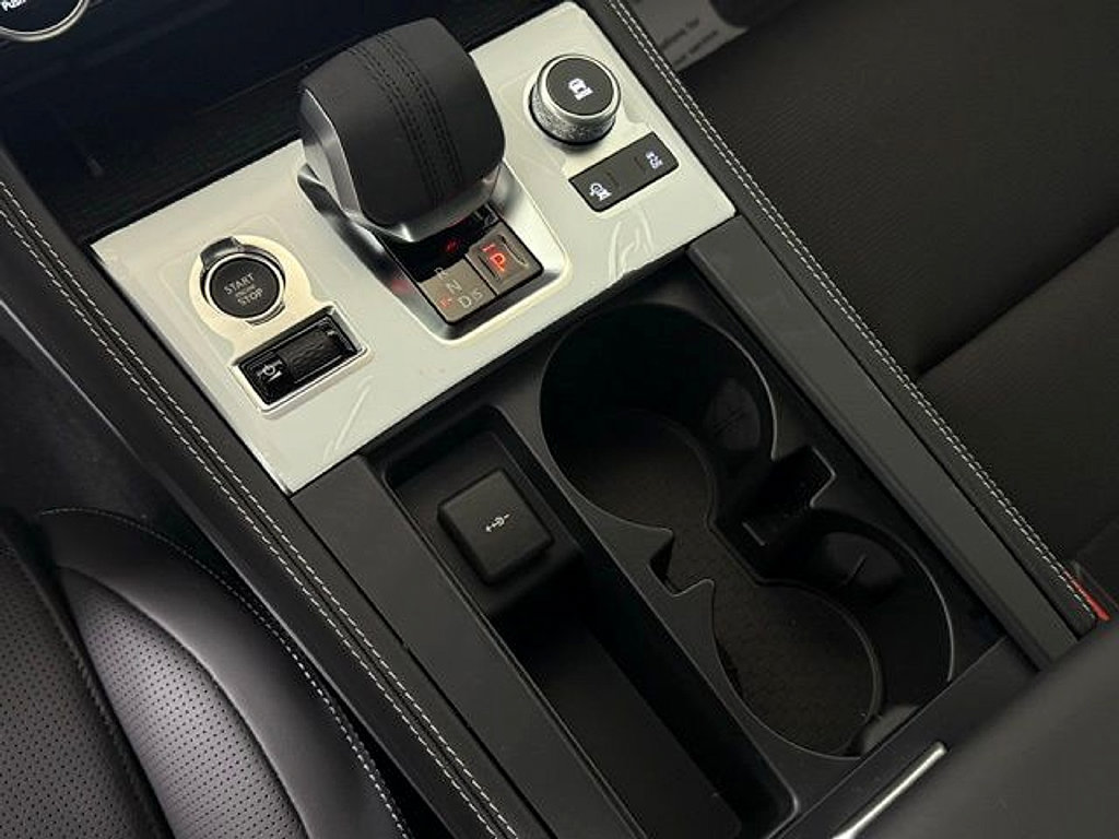 New 2026 Jaguar F-PACE R-Dynamic S AWD/4WD image 36