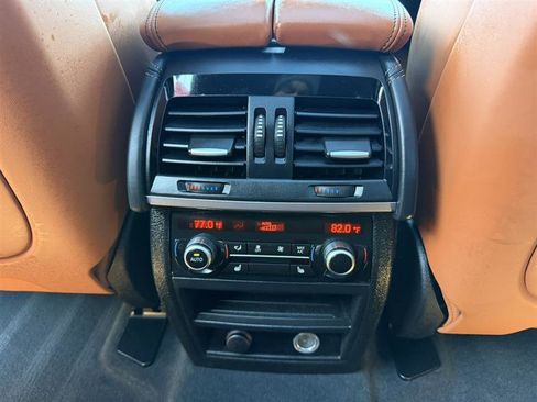 Used 2017 BMW X5 M image 23