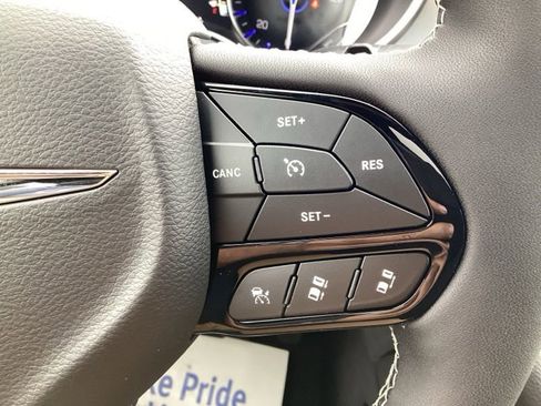 New 2026 Chrysler Pacifica Limited w/ S Appearance Package image 33