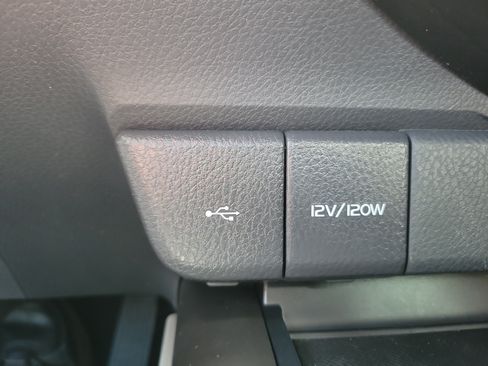 Used 2023 Toyota Camry SE FWD image 30