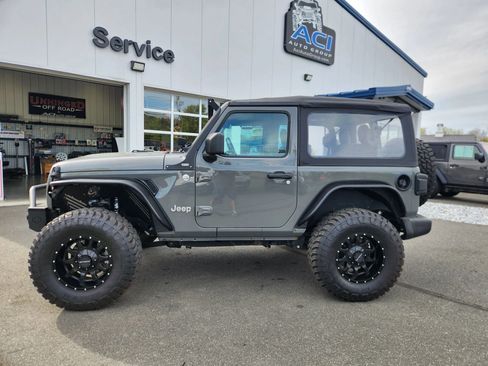 Used 2020 Jeep Wrangler Sport AWD/4WD image 8