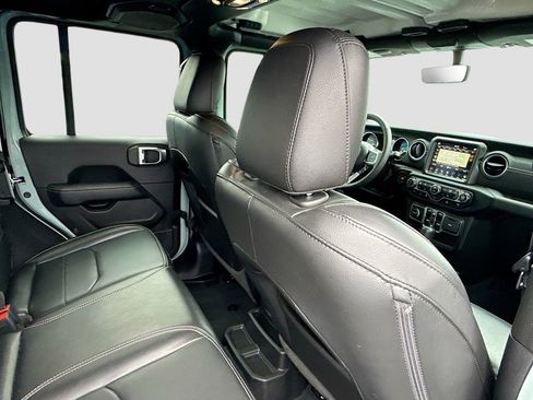 Used 2023 Jeep Wrangler Unlimited Sahara w/ Cold Weather Group AWD/4WD image 30