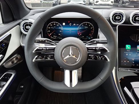 Used 2026 Mercedes-Benz GLC 300 GLC 300 image 16