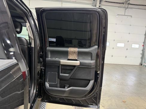 Used 2017 Ford F250 Lariat w/ Lariat Value Package image 36