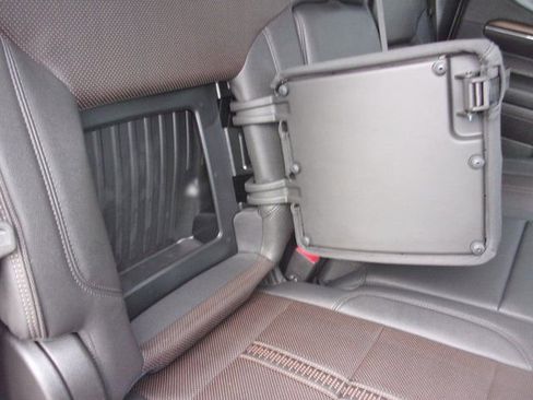 Used 2024 Chevrolet Silverado 1500 High Country w/ High Country Premium Package image 38