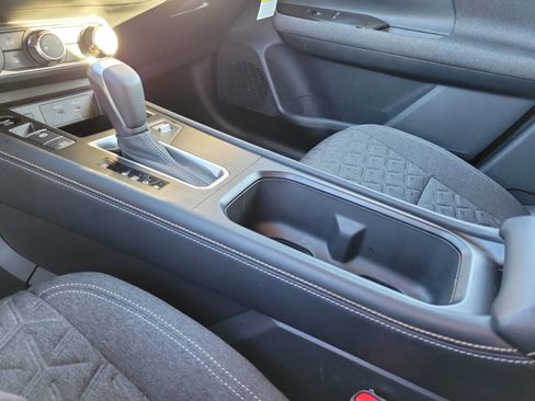 Certified 2025 Nissan Kicks SV w/ Illumination Package image 29