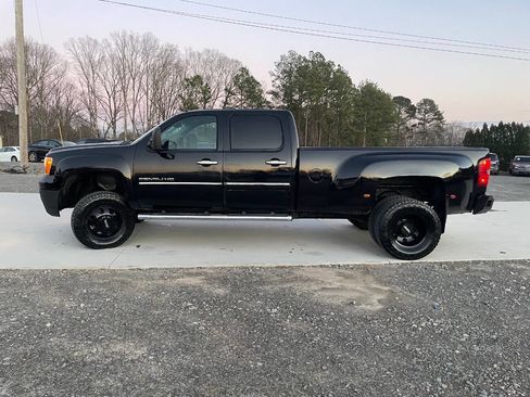 Used 2013 GMC Sierra 3500 Denali image 19