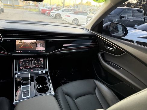 Used 2021 Audi Q8 Premium Plus w/ Premium Plus Package image 34