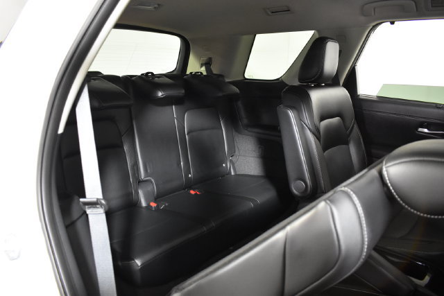 Certified 2024 Nissan Pathfinder SL w/ SL Premium Package AWD/4WD image 39