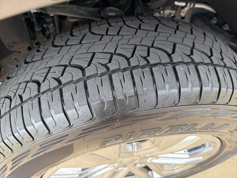 Used 2025 Ford F150 King Ranch w/ FX4 Off-Road Package image 12