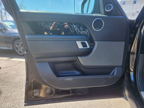 Used 2021 Land Rover Range Rover Westminster Edition image 4