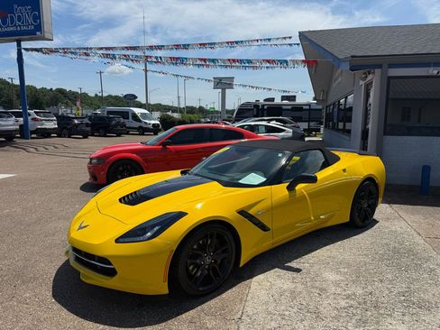 Used 2014 Chevrolet Corvette Stingray Convertible w/ 2LT Preferred Equipment Group RWD image 5