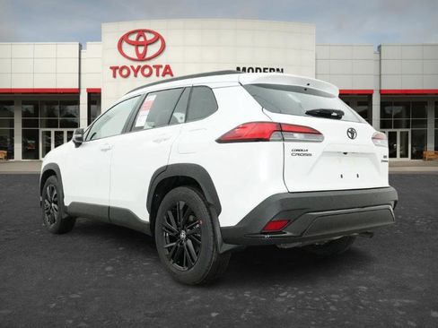 New 2026 Toyota Corolla Cross AWD Hybrid w/ Convenience Package image 7