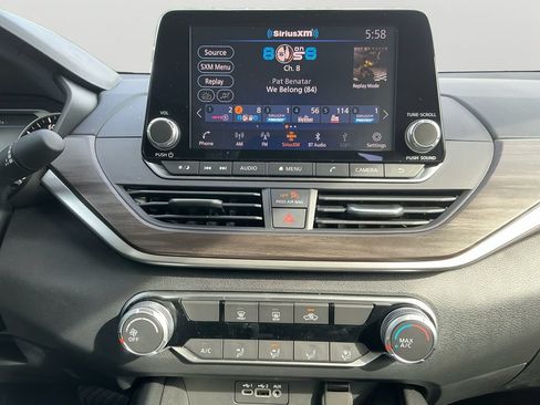 New 2026 Nissan Altima 2.5 SV FWD image 17