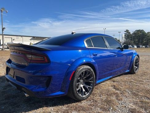 Used 2020 Dodge Charger SRT Hellcat w/ Carbon/Suede Interior Package image 6