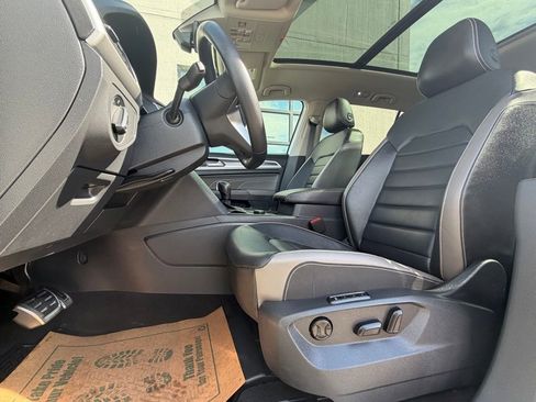 Used 2022 Volkswagen Atlas SEL Premium AWD/4WD image 10