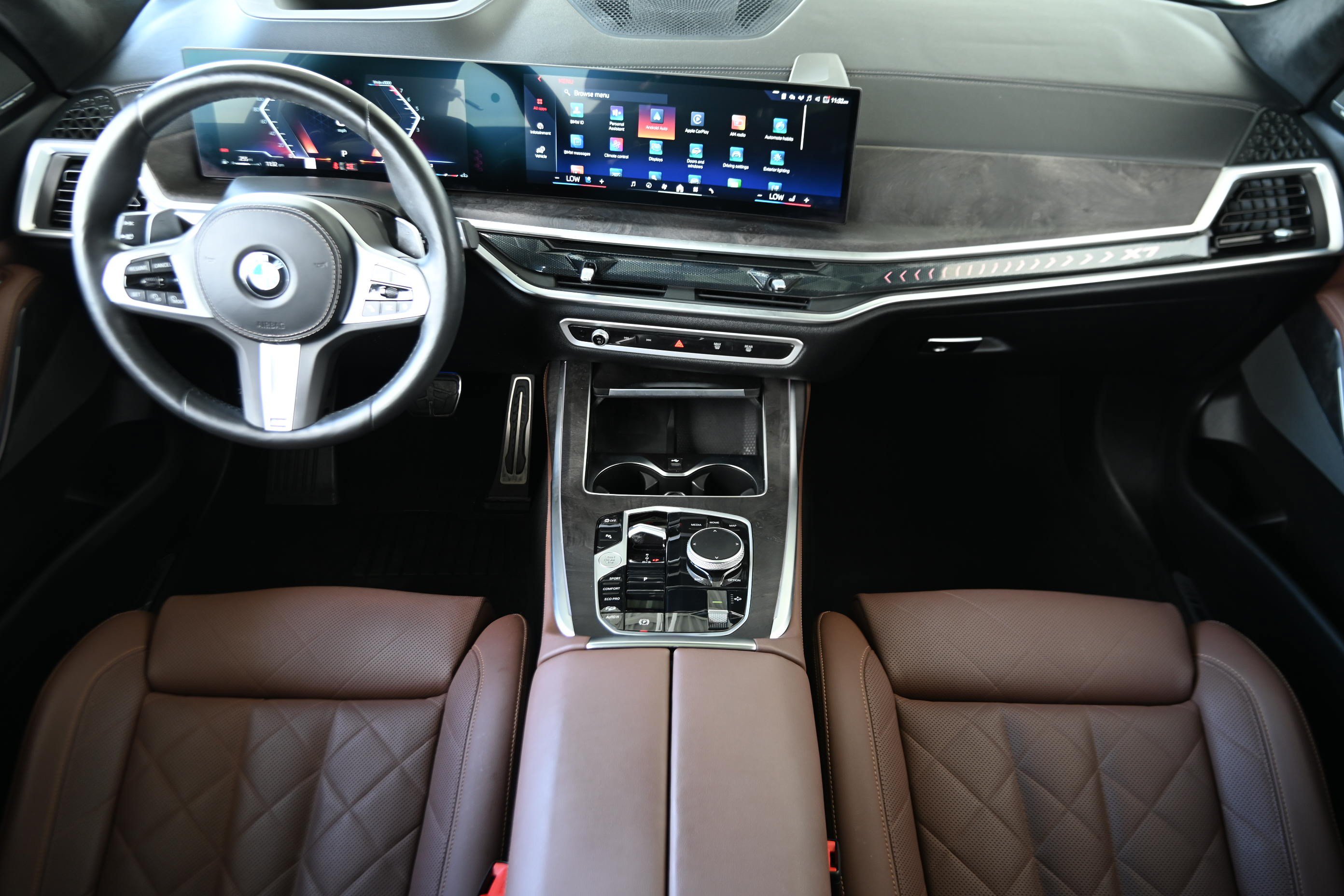 Certified 2025 BMW X7 xDrive40i w/ M Sport Package AWD/4WD image 16