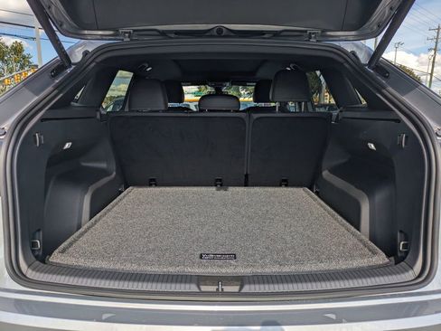 New 2026 Volkswagen Atlas Cross Sport SE AWD/4WD image 13