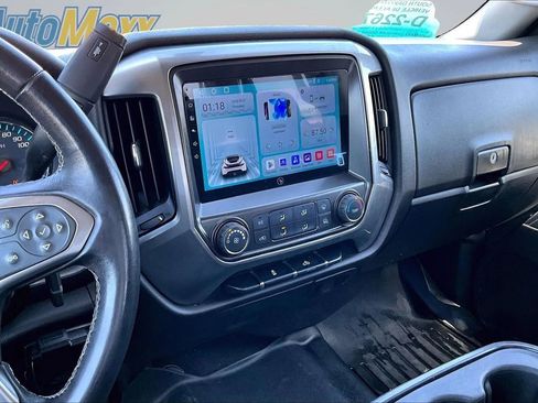 Used 2019 Chevrolet Silverado 1500 LT AWD/4WD image 10