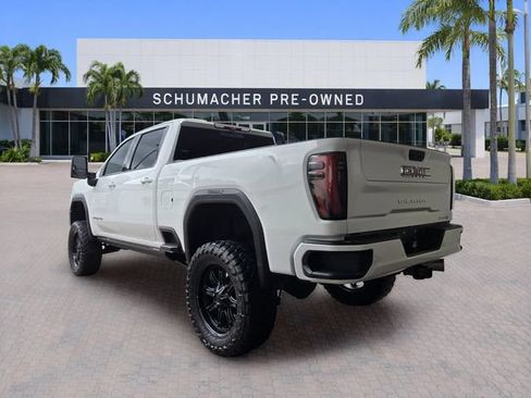 Used 2024 GMC Sierra 2500 AT4 w/ AT4 Premium Plus Package AWD/4WD image 5