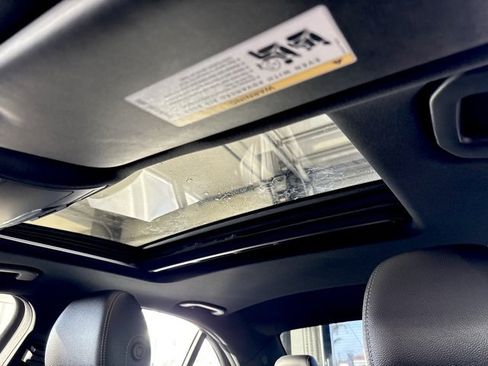 Used 2017 Mercedes-Benz E 300 E 300 image 14