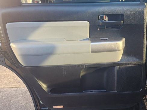 Used 2020 Toyota Sequoia SR5 image 6