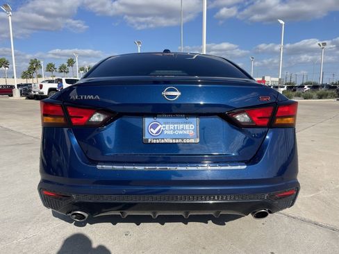 Certified 2023 Nissan Altima 2.5 SR w/ SR Premium Package image 4