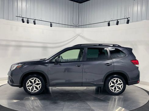 Used 2023 Subaru Forester Premium AWD/4WD image 16