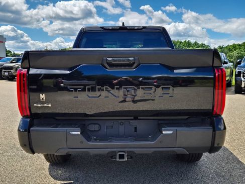 Used 2024 Toyota Tundra SR5 w/ SR5 Convenience Package AWD/4WD image 4