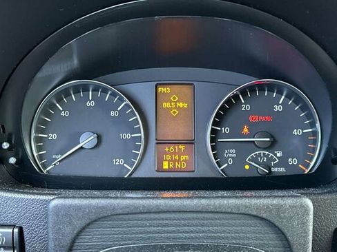 Used 2016 Mercedes-Benz Sprinter 2500 image 28